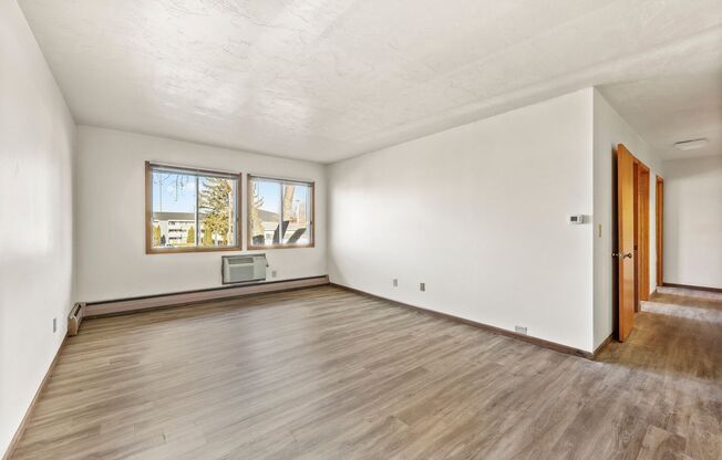 2 beds, 1 bath, $1,219.99, Unit 1143-02