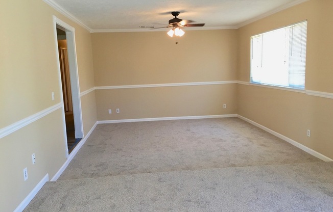 $2,295 Ashlan & Fowler, 3 Bedroom - Griffith Ave, Clovis