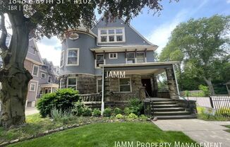 1848 E 89 ST