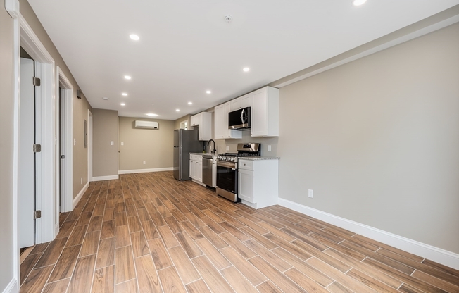 25 BUCKLEY ST