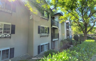 215 9 ST