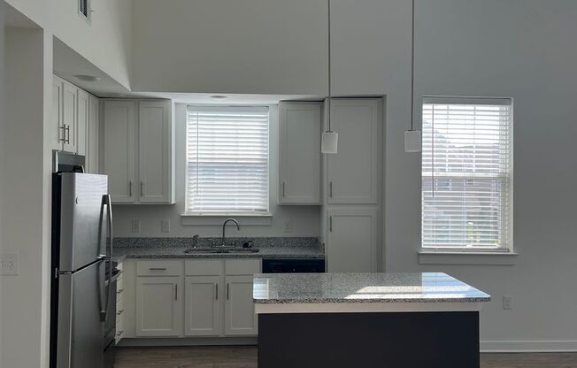 2 beds, 2 baths, 1,180 sqft, $1,775, Unit 23-2321