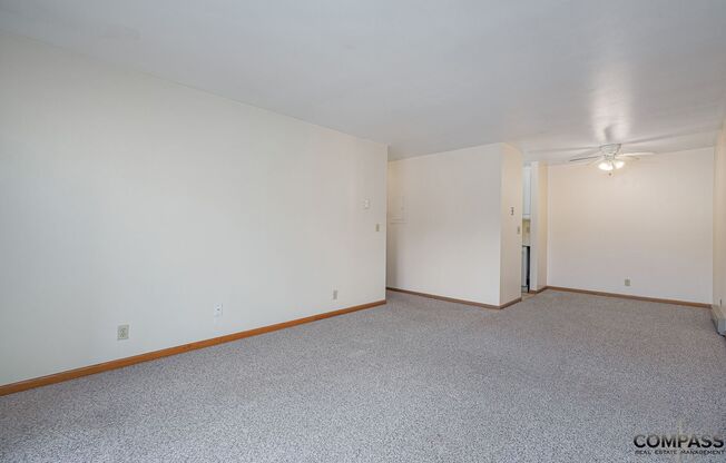 1 bed, 1 bath, 624 sqft, $1,025, Unit 212