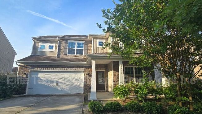 10427 PAISLEY ABBEY LN