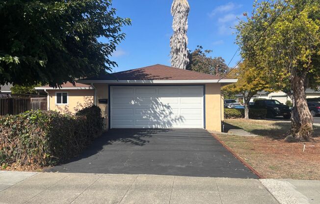 PET FRIENDLY 3 BED/1 BATH in Palo Alto Available Now