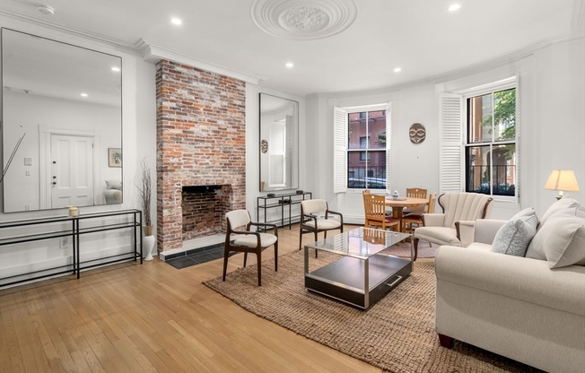 30 HANCOCK ST