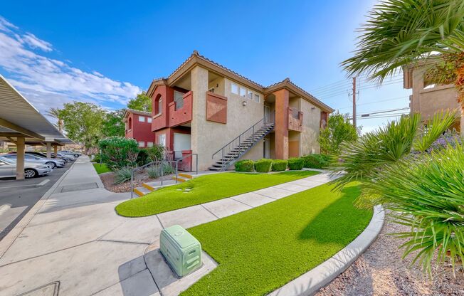 Gated community with pool and spa 2 bed 2 bath 2nd floor unit!