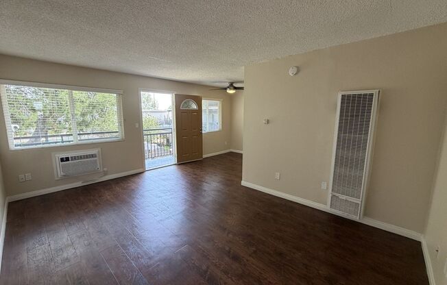 1 bed, 1 bath, 604 sqft, $2,160, Unit 0050