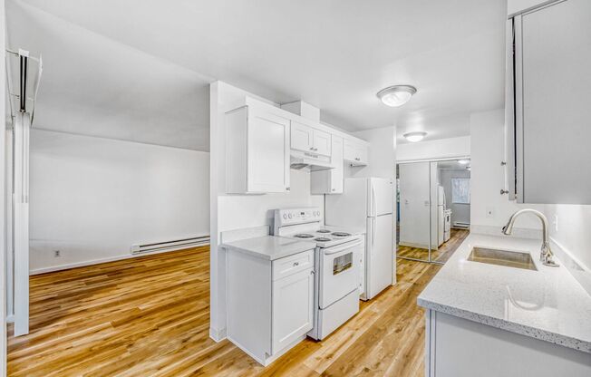 1 bed, 1 bath, 830 sqft, $1,695, Unit Unit 306