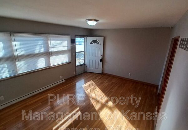 2115 SW VAN BUREN