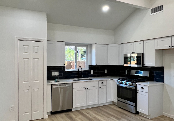 6209 REICHER DR