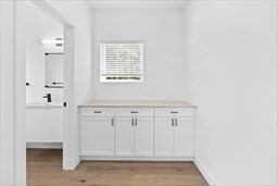 3 beds, 3.5 baths, 2,615 sqft, $5,250, Unit 5