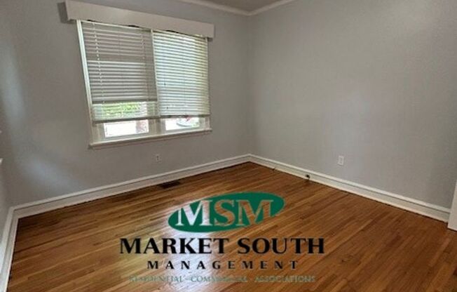 3 beds, 1 bath, $1,925, Unit Lower