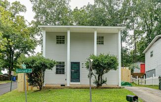 Newly renovated 3 bedroom 1 bathroom just minutes from Downtown Chattanooga!