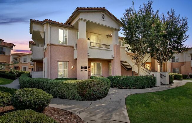 Beautiful Rancho San Diego Condo!