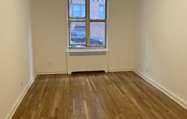 330 E 58 ST
