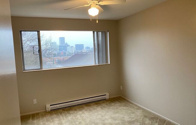 2 beds, 1 bath, 856 sqft, $1,850, Unit 405