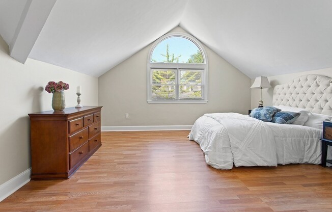 111 Alban St 5