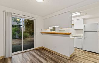2 beds, 1.5 baths, 925 sqft, $1,705, Unit G-104