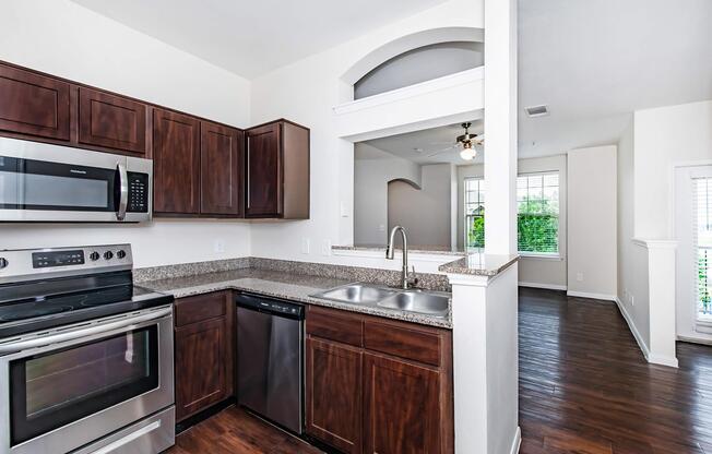 3 beds, 2 baths, 1,170 sqft, $1,957