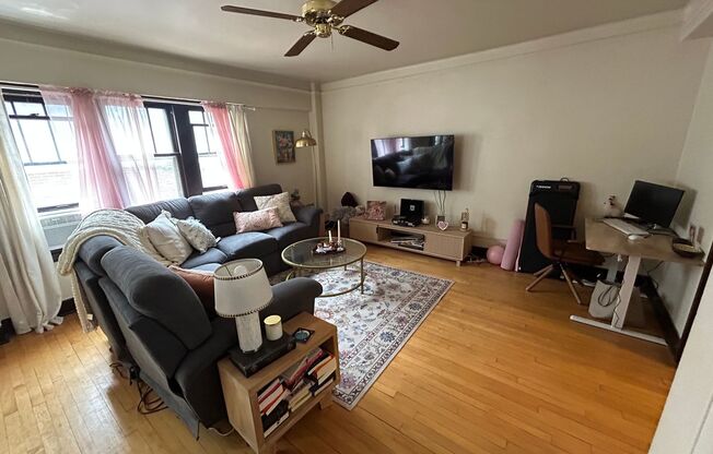1 bed, 1 bath, $995, Unit 57