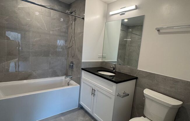 2 beds, 2 baths, 908 sqft, $3,650, Unit 952-811