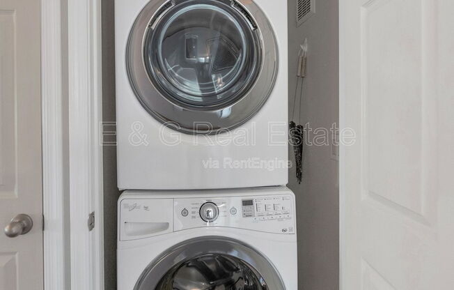 3 beds, 2 baths, 1,286 sqft, $2,199, Unit 2210