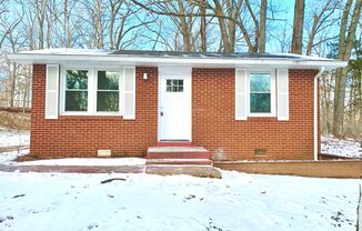 845 Britton Springs Rd