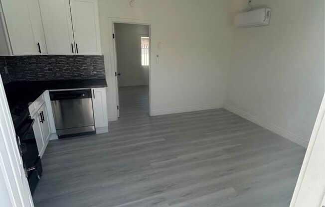 210 W Monroe Ave, Las Vegas, NV 89106