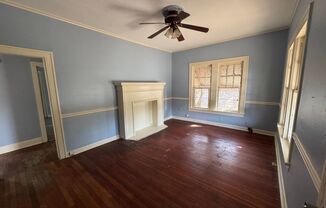 2 beds, 1 bath, $625