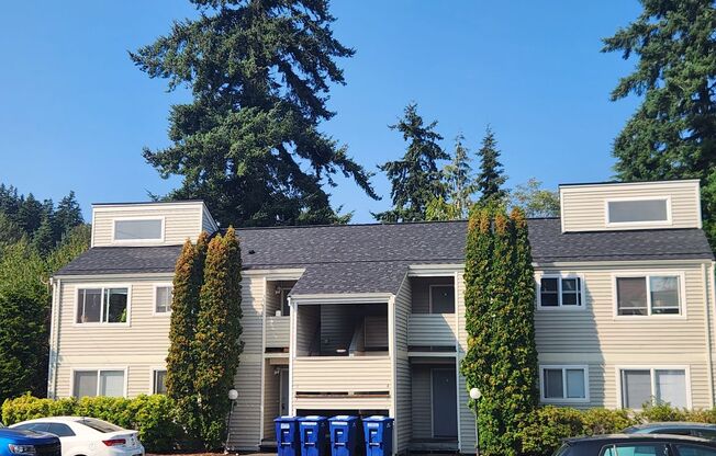 Heather Ridge, 2 Bedrooms, 1 Bathroom Apartments for Rent!