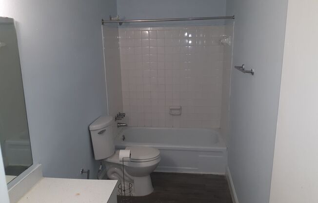 2 beds, 2 baths, $995