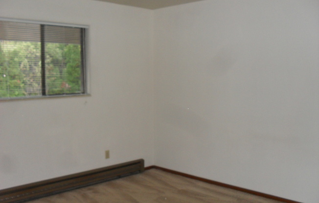 2 beds, 1 bath, 800 sqft, $1,825, Unit 306