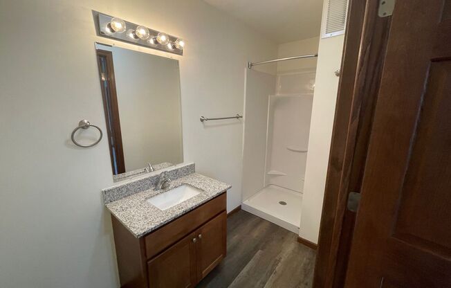 2 beds, 2 baths, 1,040 sqft, $1,595, Unit 3148-205