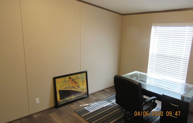 3 beds, 2 baths, $1,395