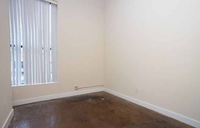2 beds, 2 baths, 900 sqft, $1,840, Unit 108