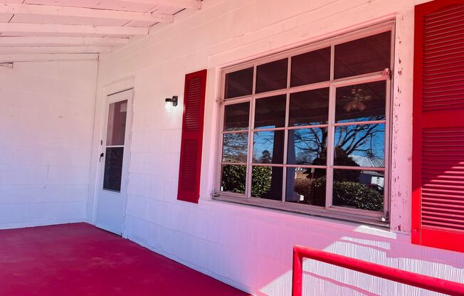 MOVE IN SPECIAL! Welcome home! Great location! 3 bed, 1 bath, large kitchen, parking for 2, lots of green space, W/D hookups, must see!