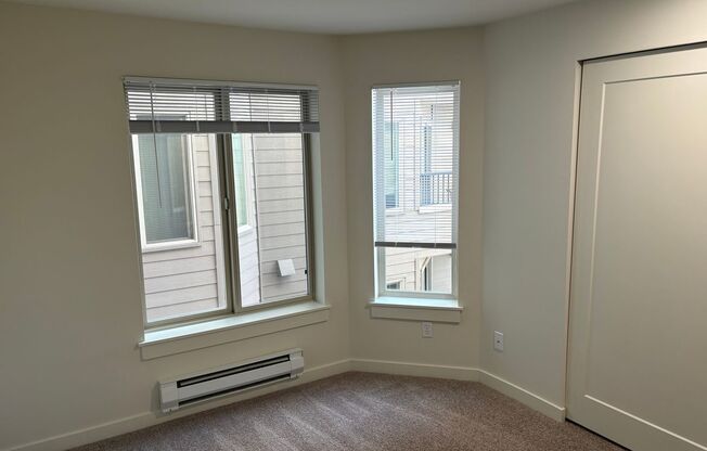1 bed, 1 bath, 628 sqft, $1,895, Unit 412
