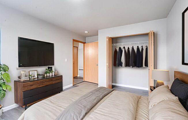 2 beds, 1 bath, 1,100 sqft, $1,299, Unit 109 - 02