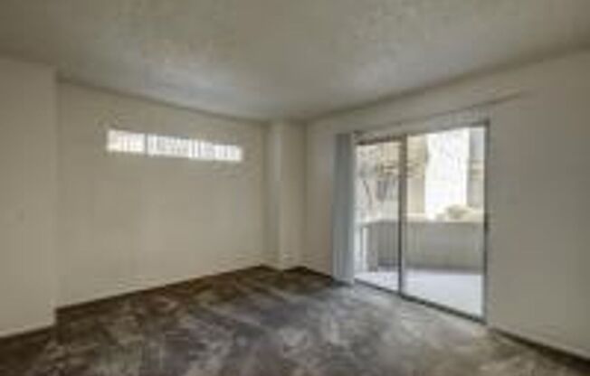 2 beds, 2 baths, 984 sqft, $1,450, Unit 203