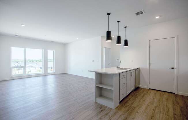 The Earl Apartments 3 Bed 2 Bath 1341