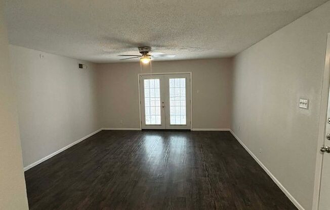 1 bed, 1 bath, 455 sqft, $913, Unit 14-1412