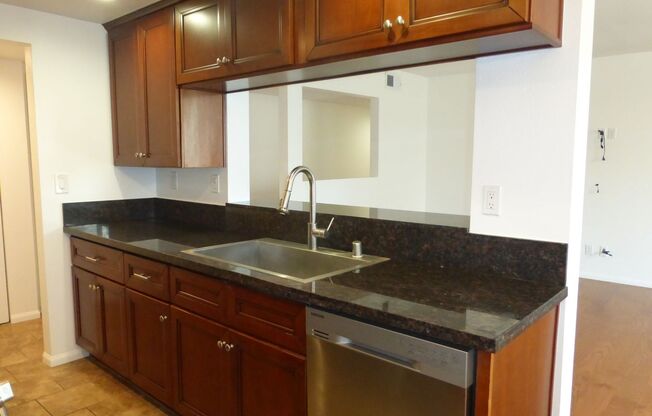 Large San Pedro Condo for Lease | 3 Bed - 2 Bath | 2 Garage Spaces