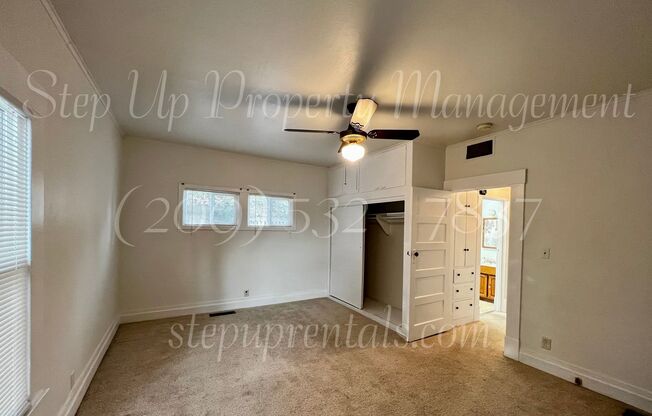 3 beds, 1.5 baths, 1,400 sqft, $2,050, Unit 92