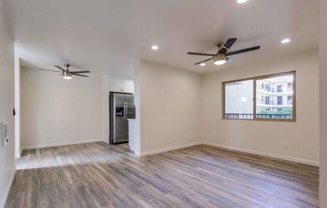 Upgraded 1/1 condo in Normal Heights! Pool/ 1 Parking Space, Laundry on Site!
