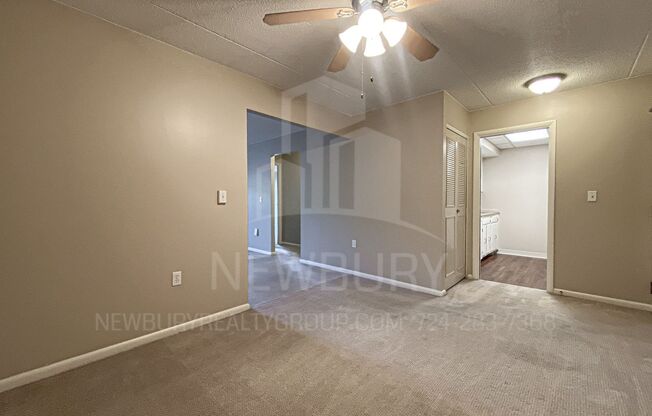 1 bed, 1 bath, 765 sqft, $995, Unit TH 405