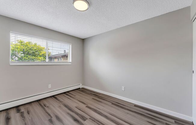 3 beds, 1.5 baths, 1,035 sqft, $2,195, Unit 104