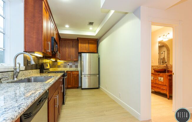 1 bed, 1.5 baths, $3,500, Unit 246B