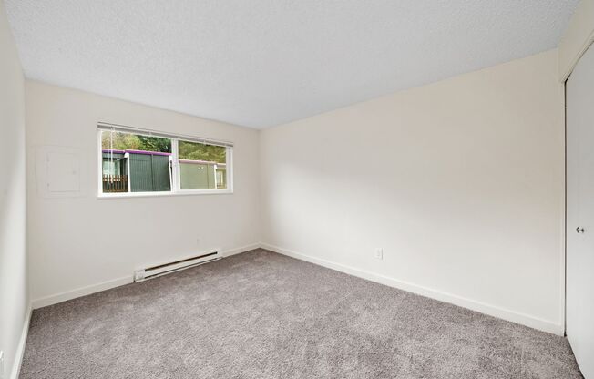 2 beds, 1 bath, 850 sqft, $1,495, Unit 42
