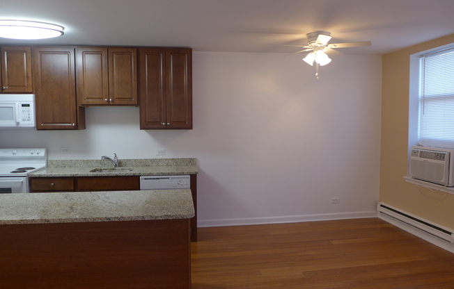 1 bed, 1 bath, 700 sqft, $1,795, Unit 403